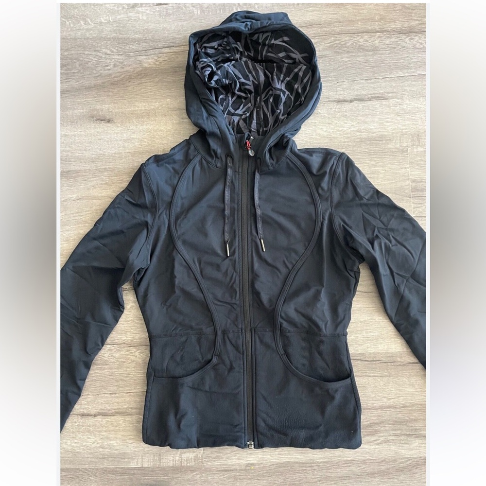Lululemon Women's Black Hooded Jacket szM - Picture 2 of 9